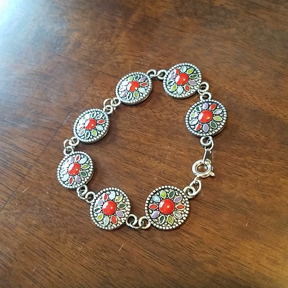 Bracelet